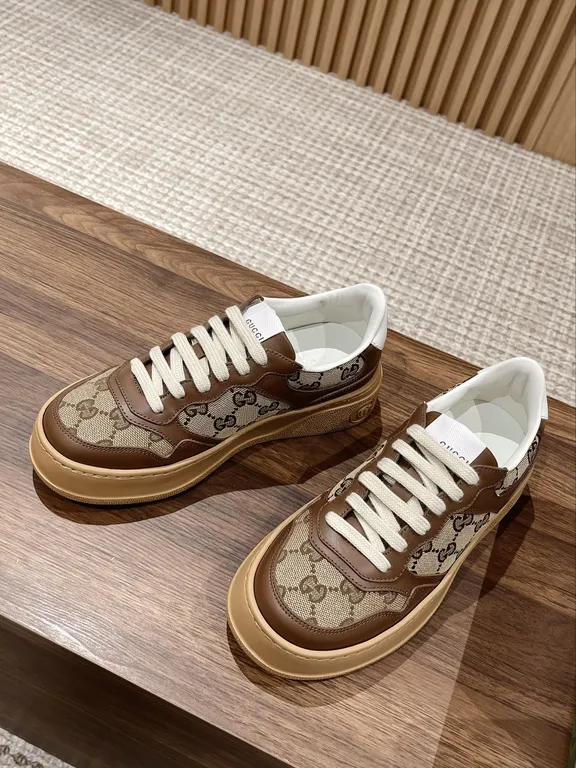 Gucci Shoe 